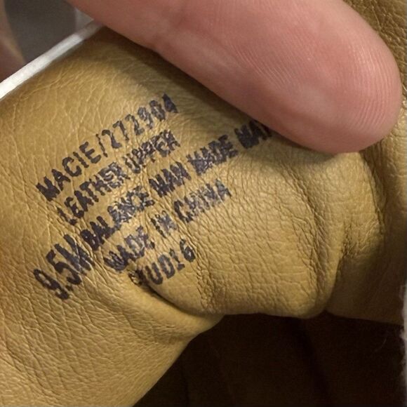 Nurse Mates Macie White Slip-resistant Size 9.5 Shoes - Picture 6 of 8